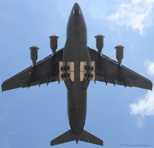 Boeing C-17 Globemaster III Landing at MacDill AFB, Tampa, FL